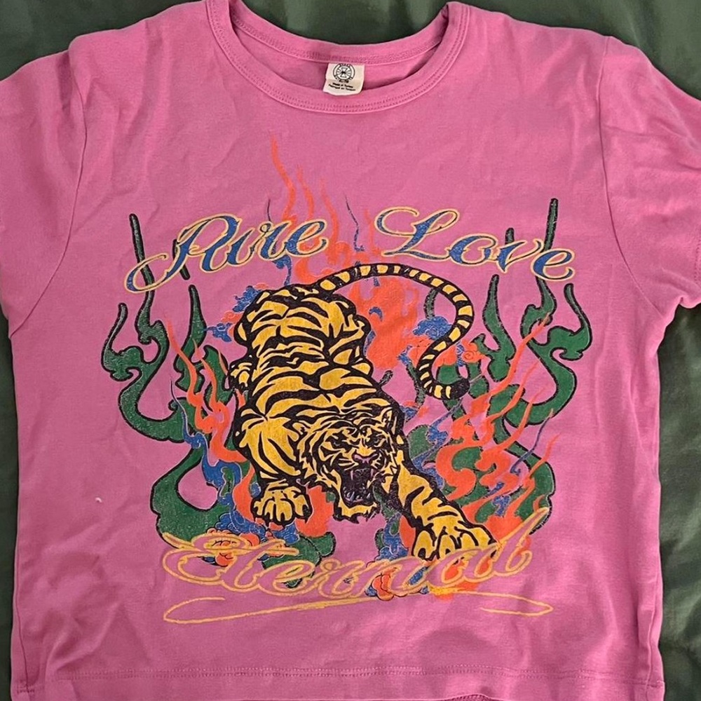 urban outfitters tiger baby tee